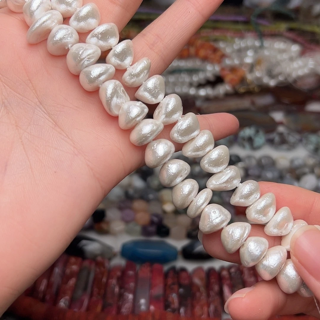 玛瑙/玉髓合金珠宝半成品G746。12.4mm贝珠三角随形一条