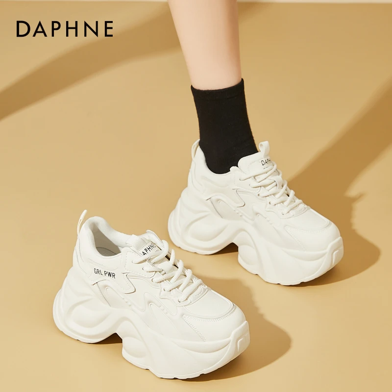 达芙妮网红爆款厚底休闲鞋2025年秋季小众百搭厚底增高休闲运动鞋