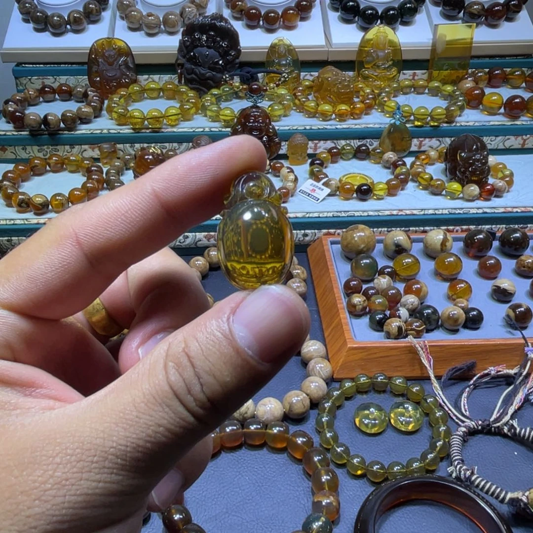 未镶嵌吊坠(赠链)琥珀缅甸琥珀净水绿茶福贝吊坠