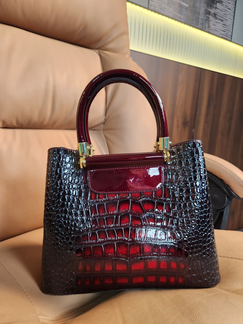 全花-古腋下牛角托特包731817尺寸26CM】手工打造女士包