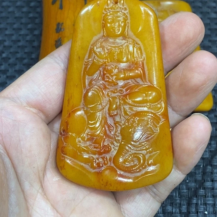 滴血莲花菩提吊坠
