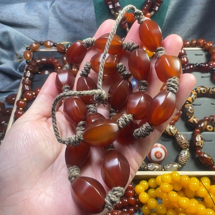 未镶嵌颈饰玛瑙/玉髓