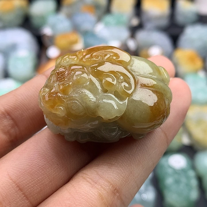 颈饰未镶嵌翡翠天然缅甸翡翠