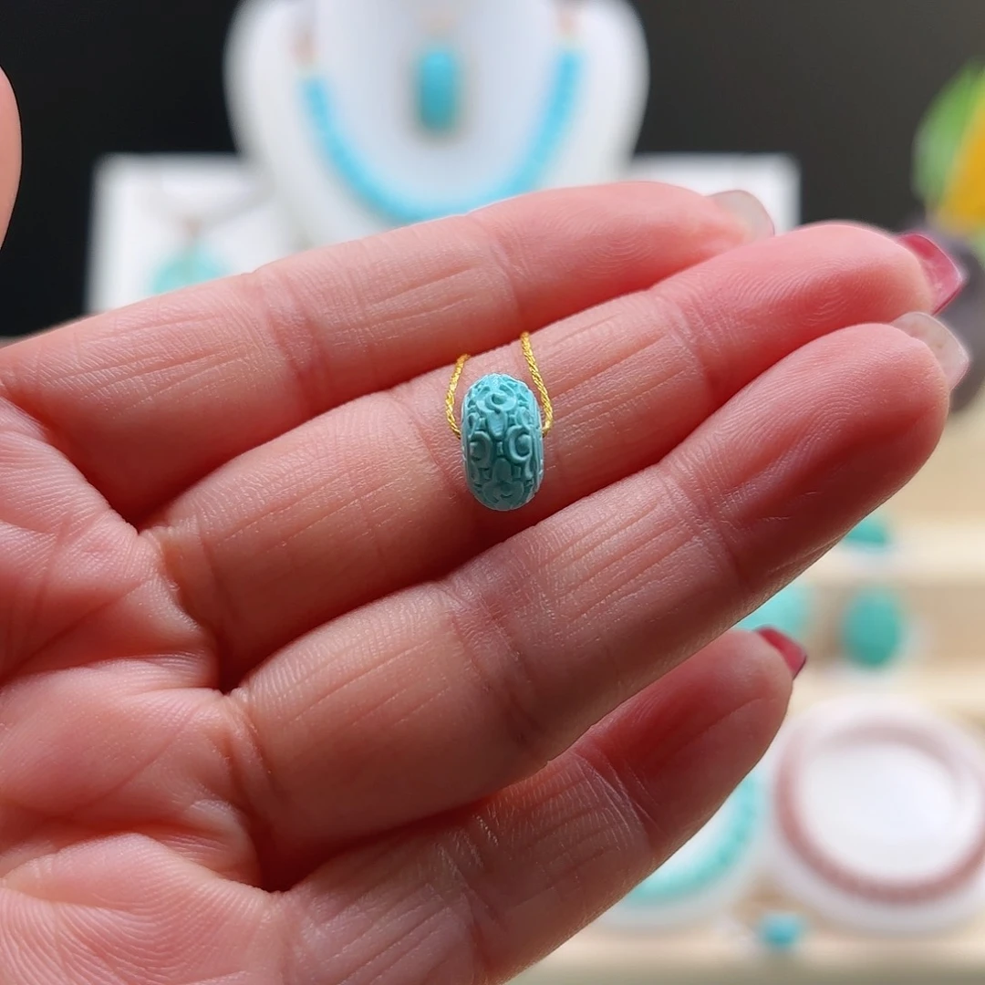 绿松石配饰未镶嵌