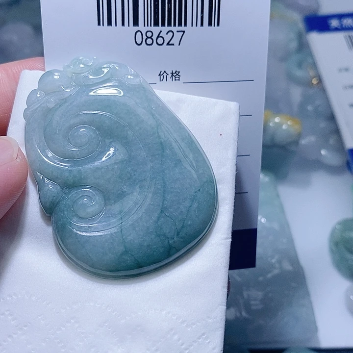 翡翠未镶嵌颈饰天光墟翡翠市场现金代购