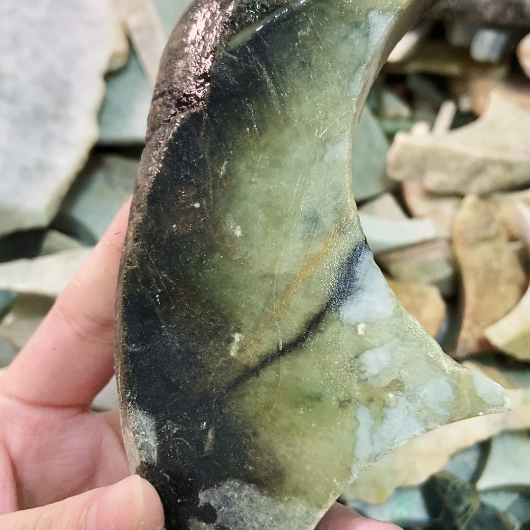 翡翠未镶嵌颈饰天然翡翠