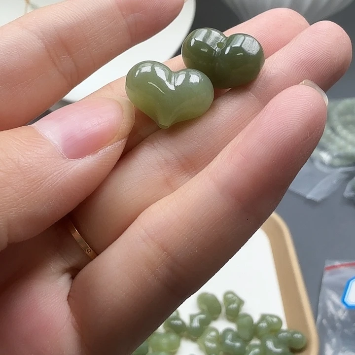 颈饰未镶嵌和田玉108
