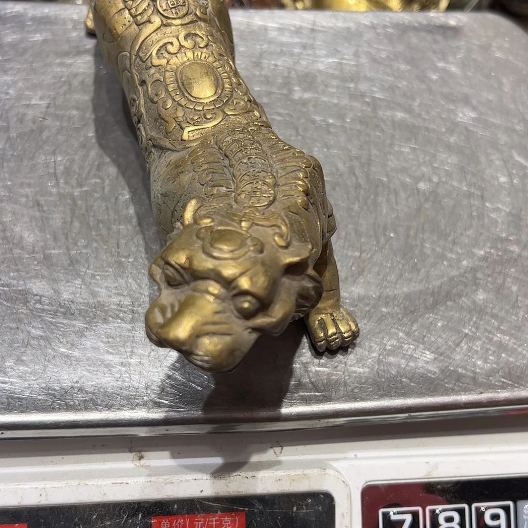 磕*虫微瑕疵黄铜摆件工艺品