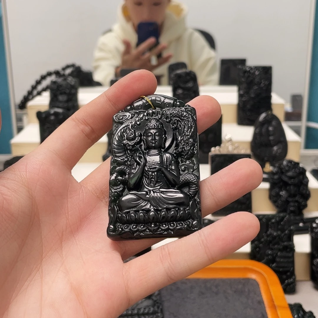 问***愧蛇纹石玉未镶嵌吊坠