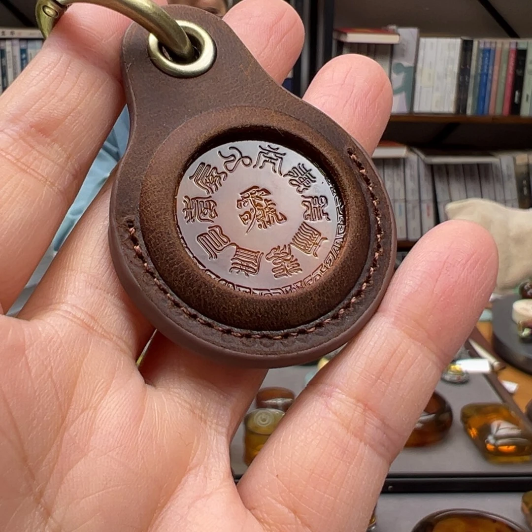 琥珀颈饰未镶嵌雷祖讳