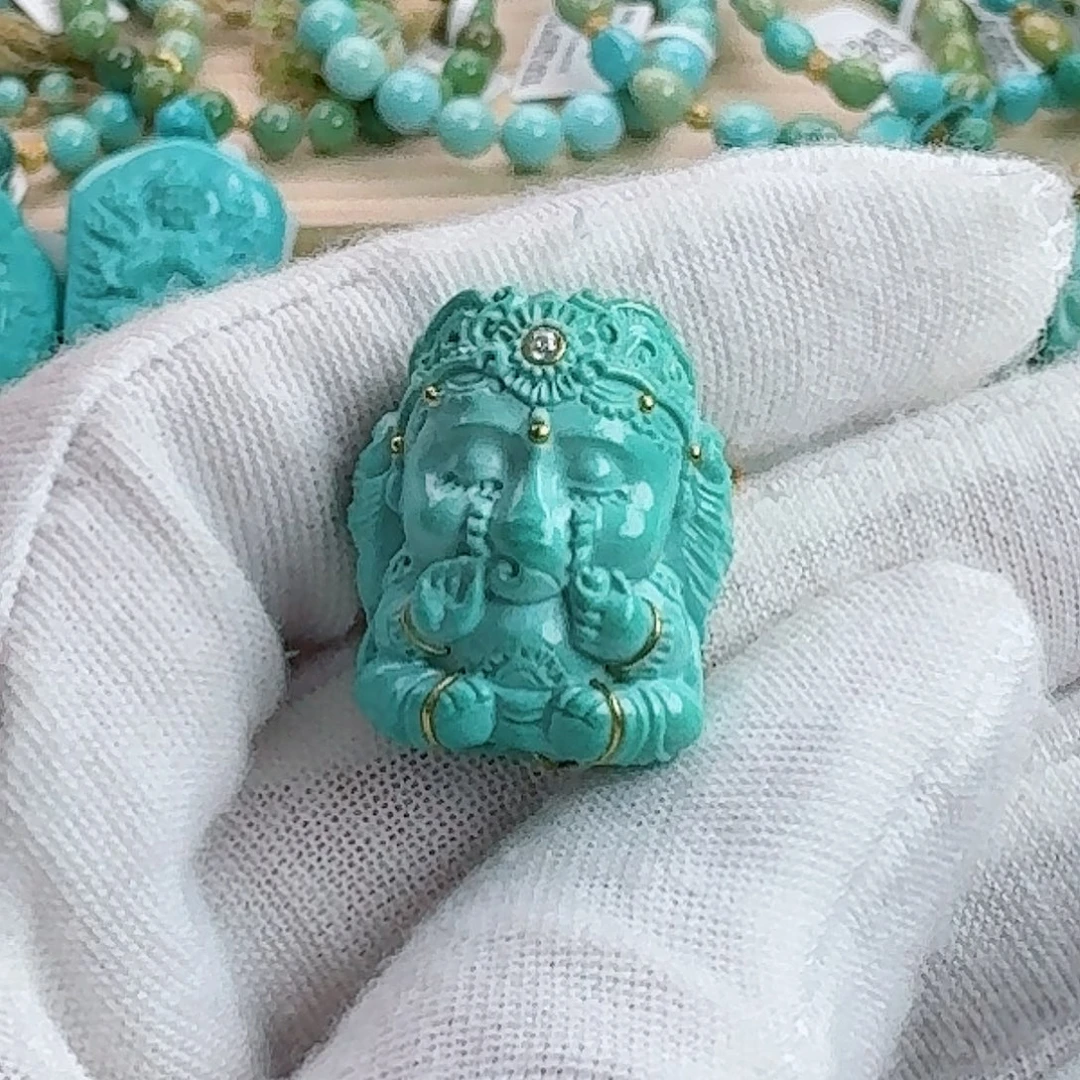 绿松石未镶嵌珠宝奇石