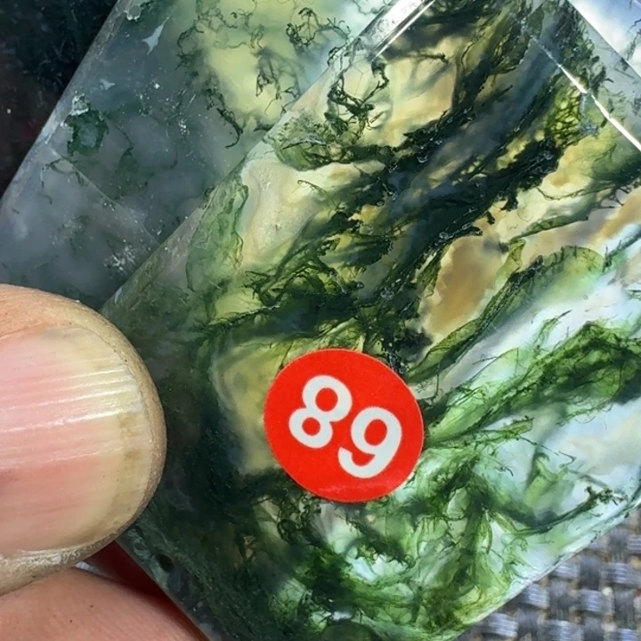 友***哥玛瑙/玉髓未镶嵌颈饰