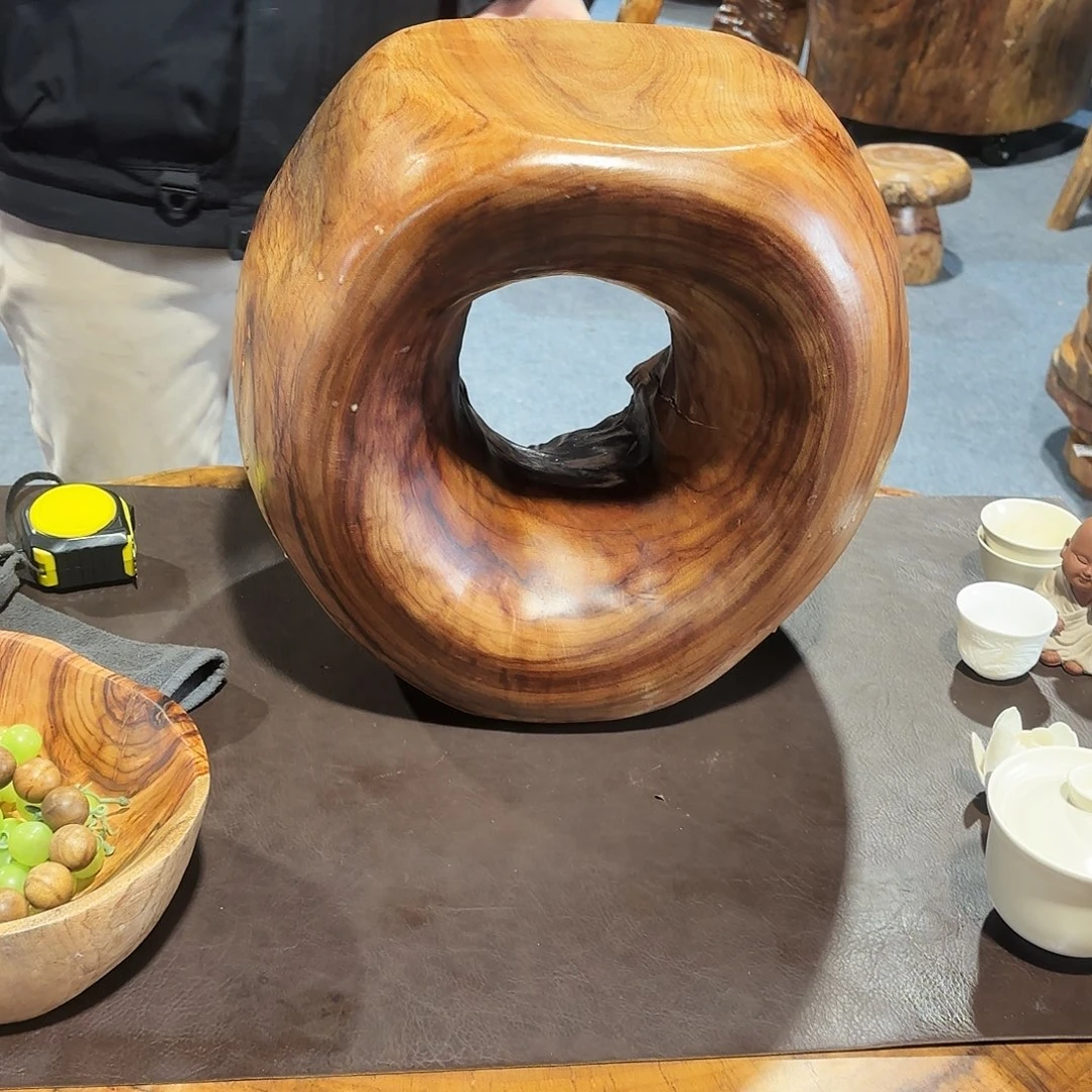 香樟木风化凳38-27-33.5