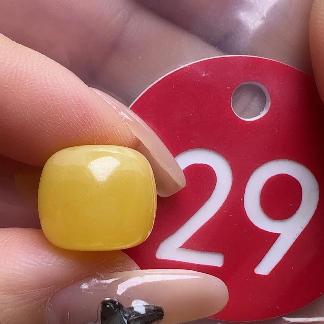 蜜蜡未镶嵌珠宝奇石12.8mm鸡油黄老型