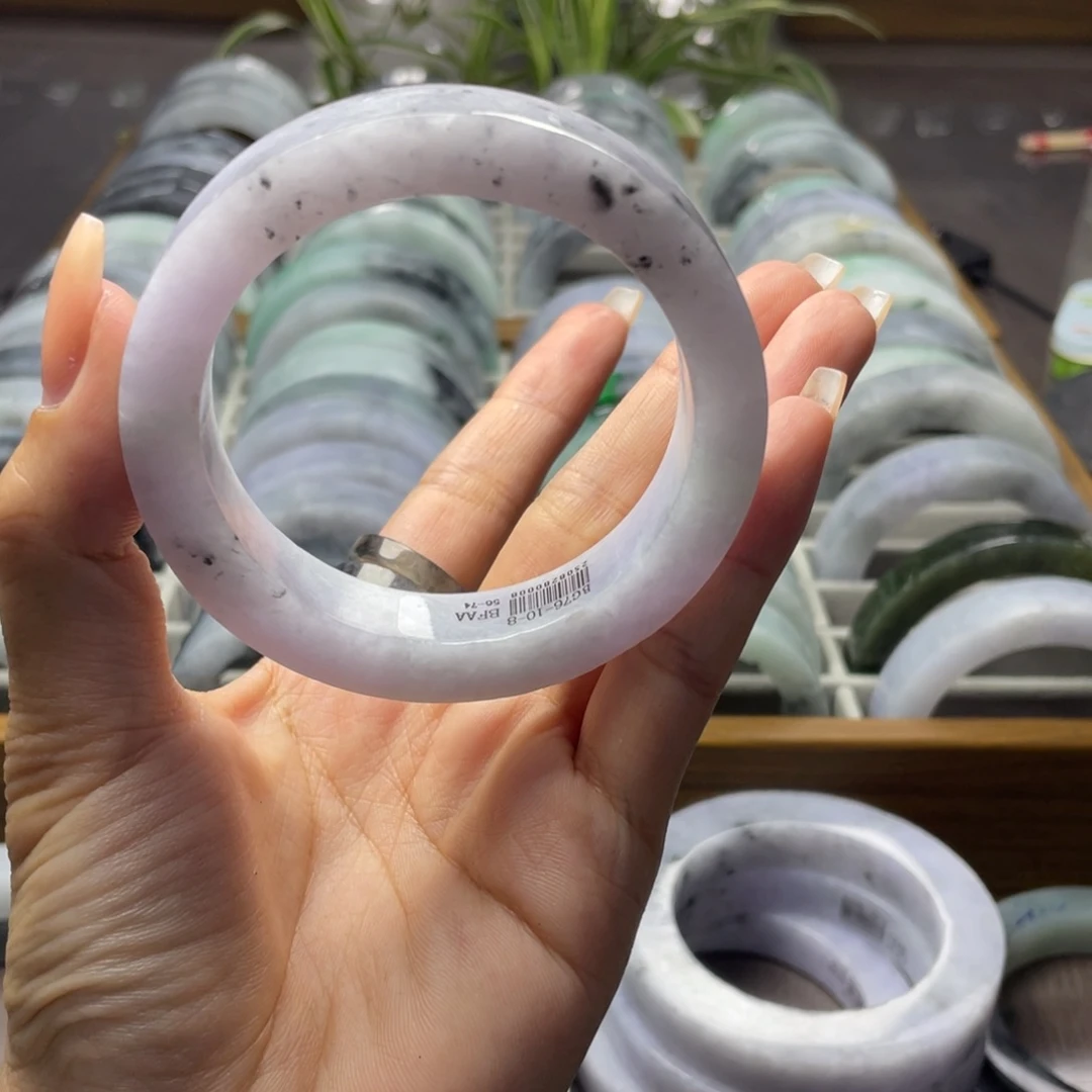 未镶嵌翡翠手镯定制翡翠