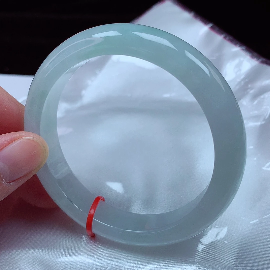 翡翠手镯未镶嵌57-58圈