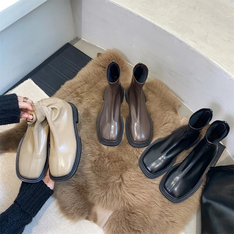 马丁靴女2024新款英伦风爆款秋冬短靴子平底显瘦春秋单靴瘦瘦靴潮