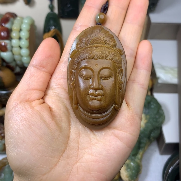 江***出岫岩河磨玉（透闪石质玉）未镶嵌把件