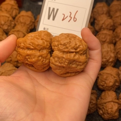 吊坠桃核吹**?我是第一百40