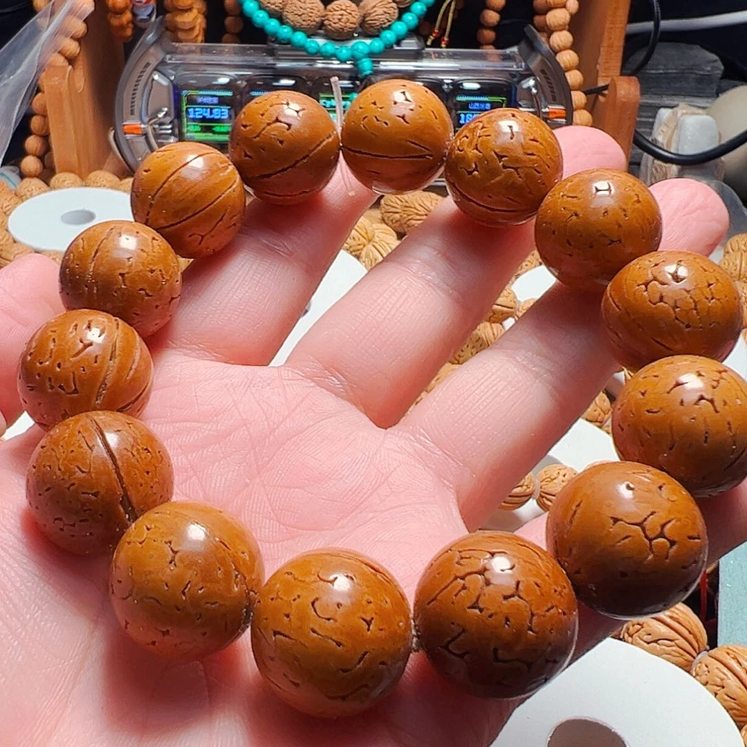 桃核手串龙鳞光珠19尺