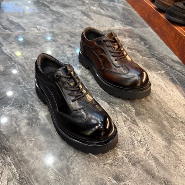 秋季新款纯皮休闲男鞋