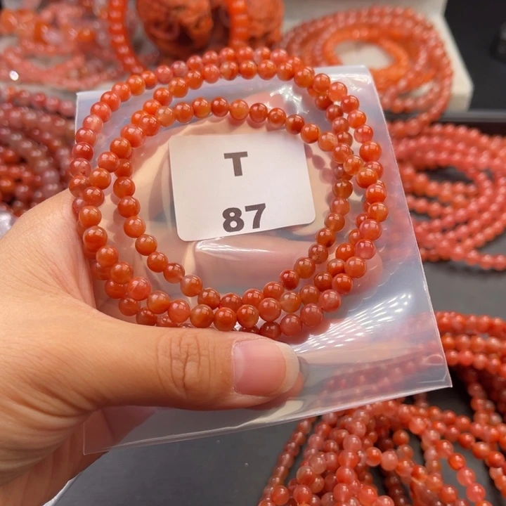 南红玛瑙未镶嵌多样性发货默认微瑕称重5mm