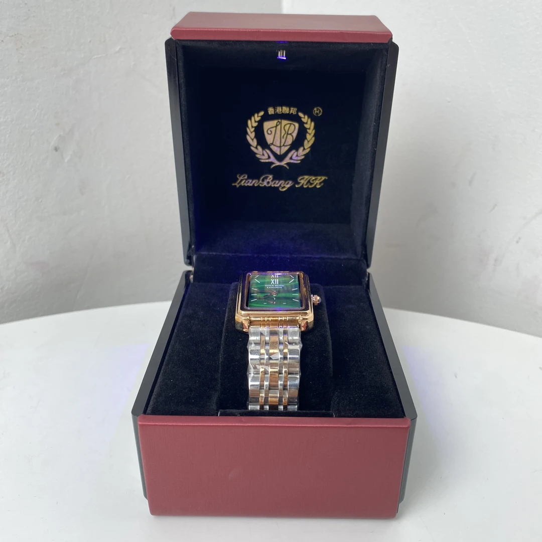 1649【赠调表器】时尚小绿表