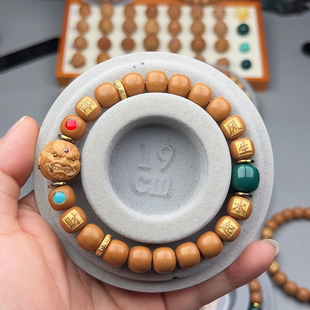 猴头核桃手串城****?全品老型猴头手串私人订制