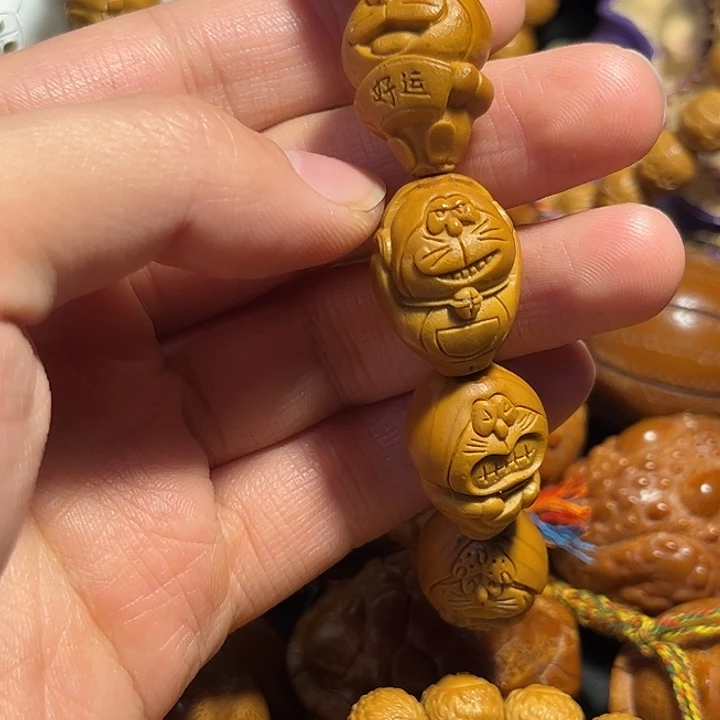橄榄核手串/手链铁核哆啦A梦