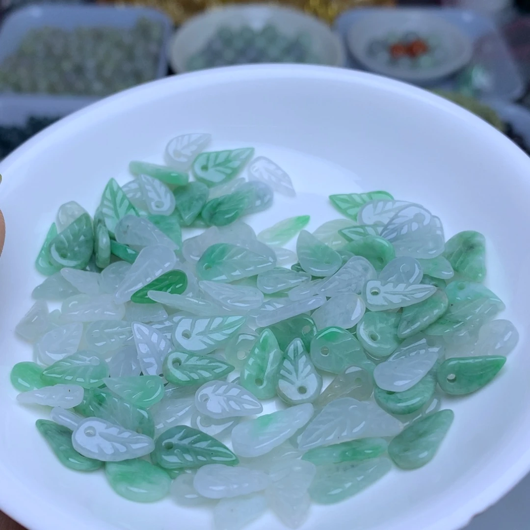 【闪购商品】未镶嵌手链翡翠绿白树叶10个