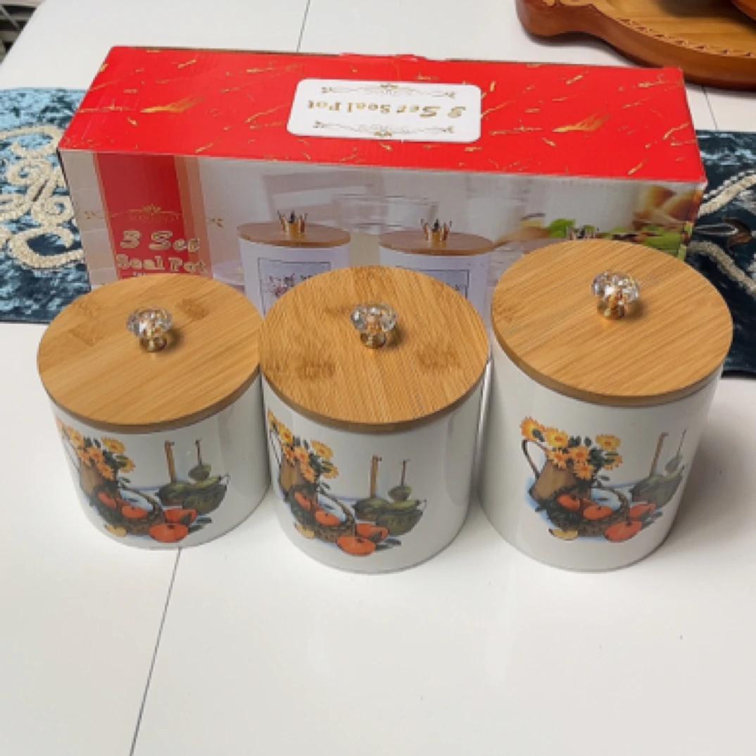陶瓷茶叶罐家用高档密封罐红茶绿茶带盖陶瓷3件套