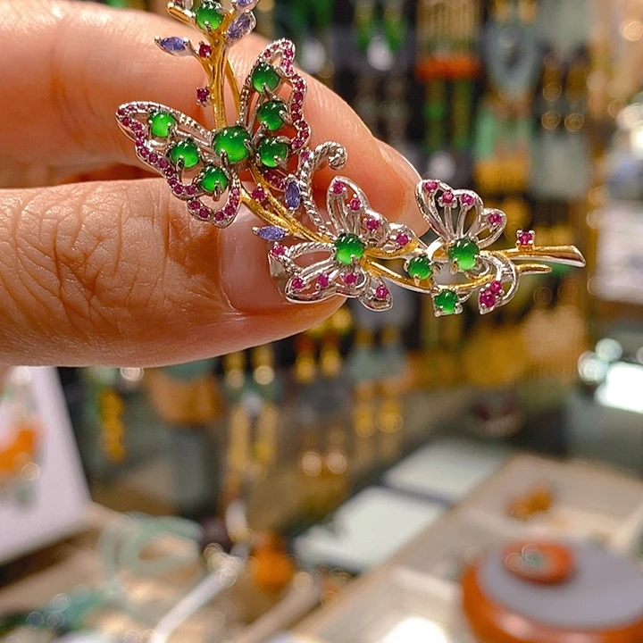 翡翠未镶嵌耳饰翡翠