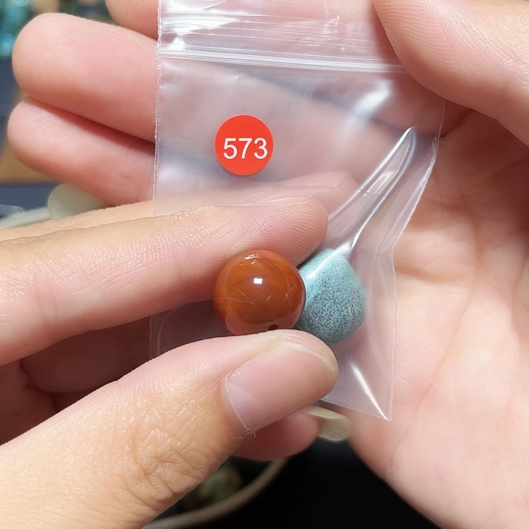 D***o未镶嵌圆珠桶珠老型手串！！玛瑙/玉髓