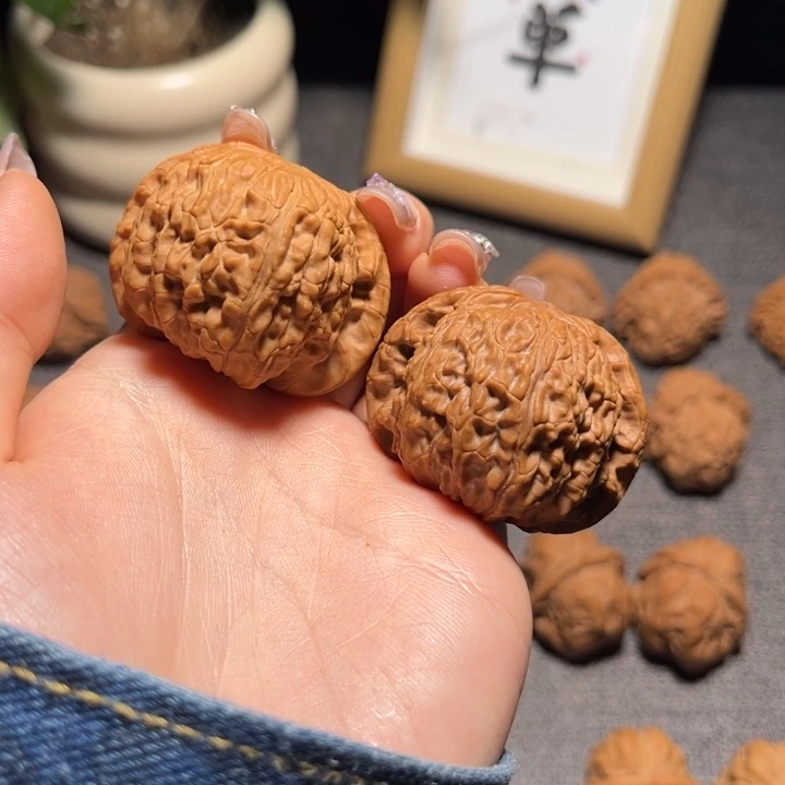 吊坠文玩核桃42球白