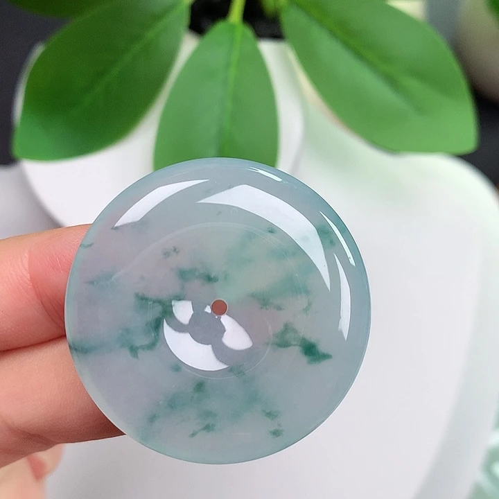 翡翠未镶嵌颈饰平安扣 34.6x5.9mm