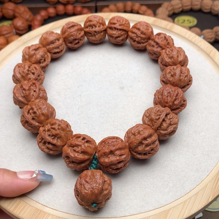 文玩核桃手串帝王龙脊