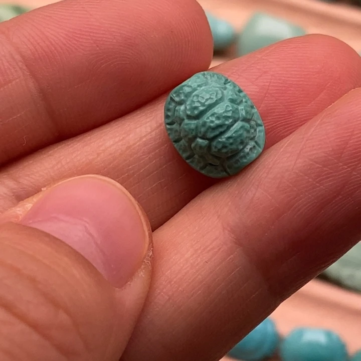 绿松石未镶嵌挂件