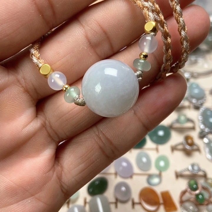 翡翠未镶嵌颈饰缅甸天然翡翠