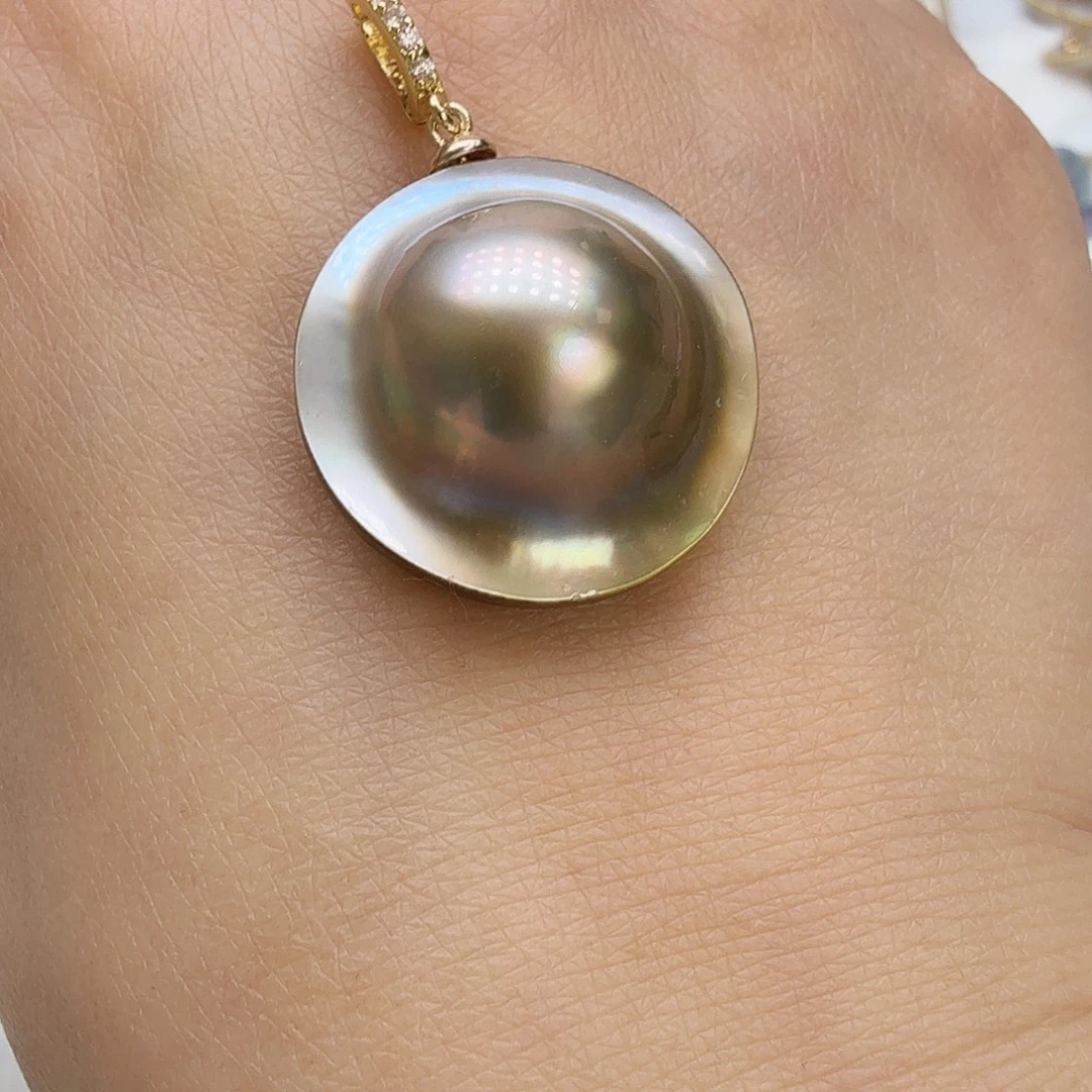 拼合珍珠（马贝珠）颈饰未镶嵌