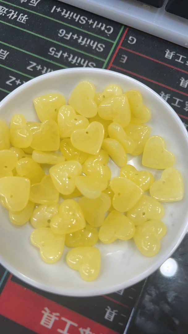 【全品珠宝】天然蜜蜡爱心 A399 5个