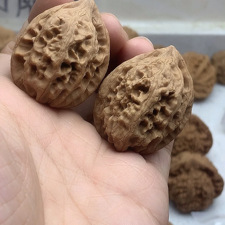 文玩核桃吊坠34 大沽石