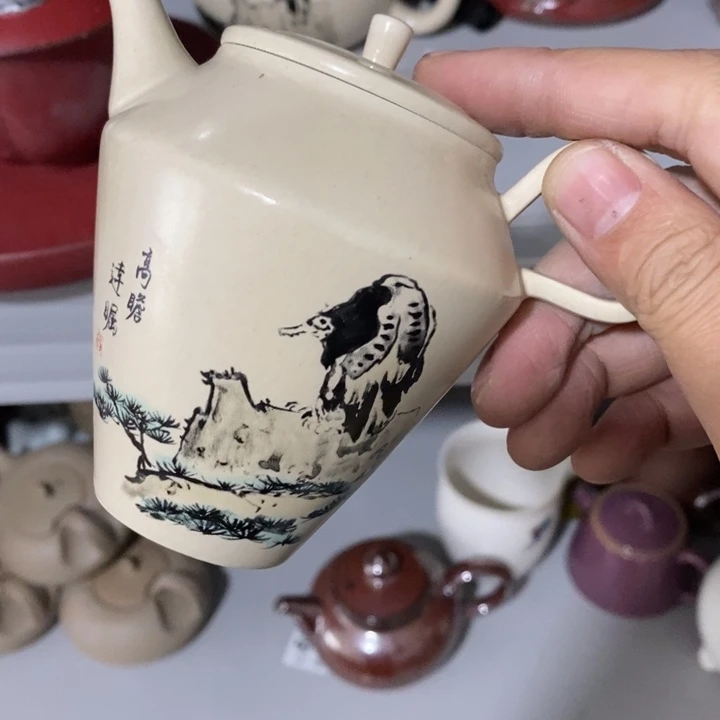 陶瓷艺术品及陶瓷壶