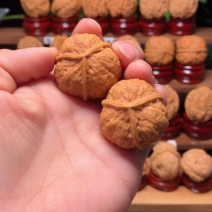 桃核吊坠球奔三棱36尺寸