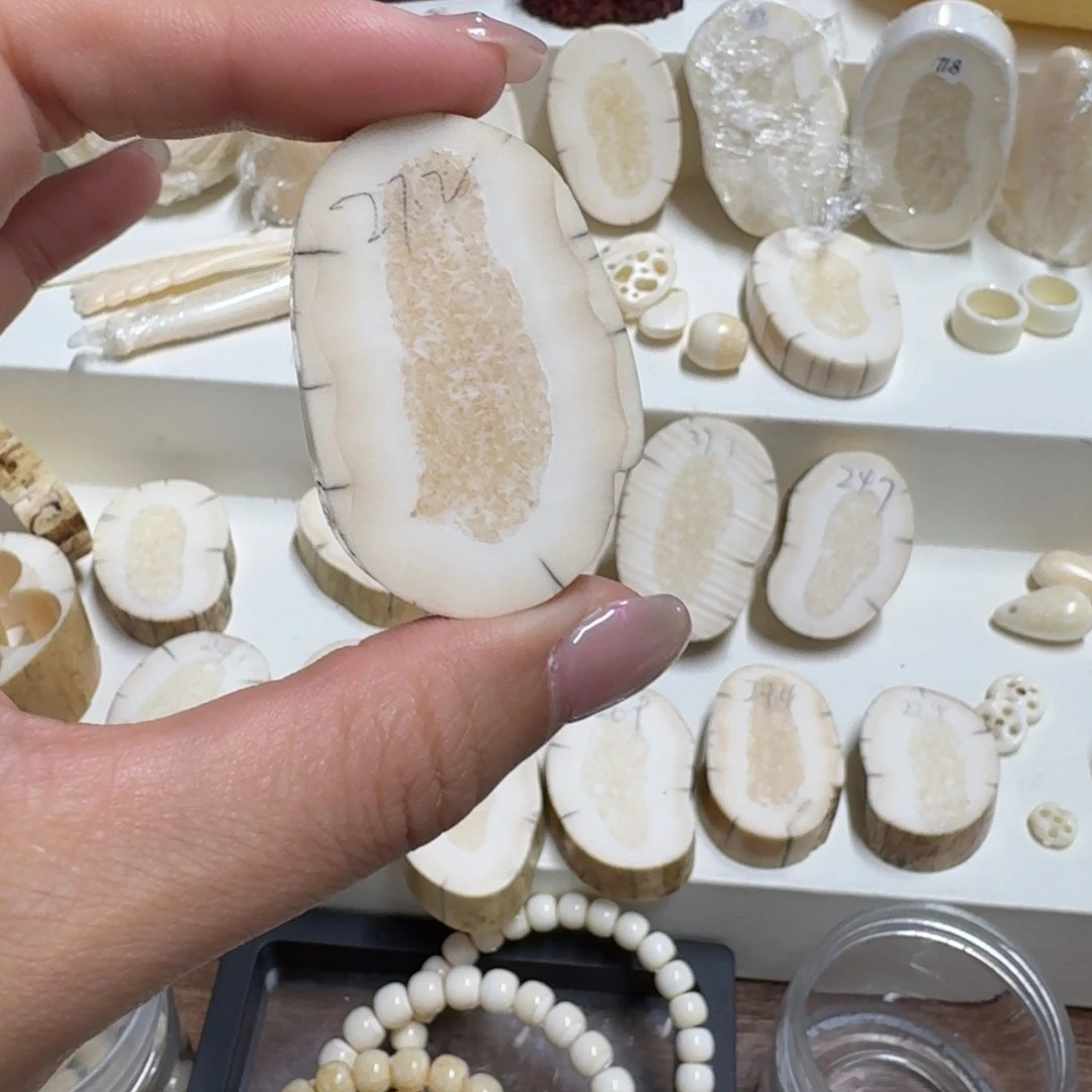 琉璃/树脂/塑料类胖27.2