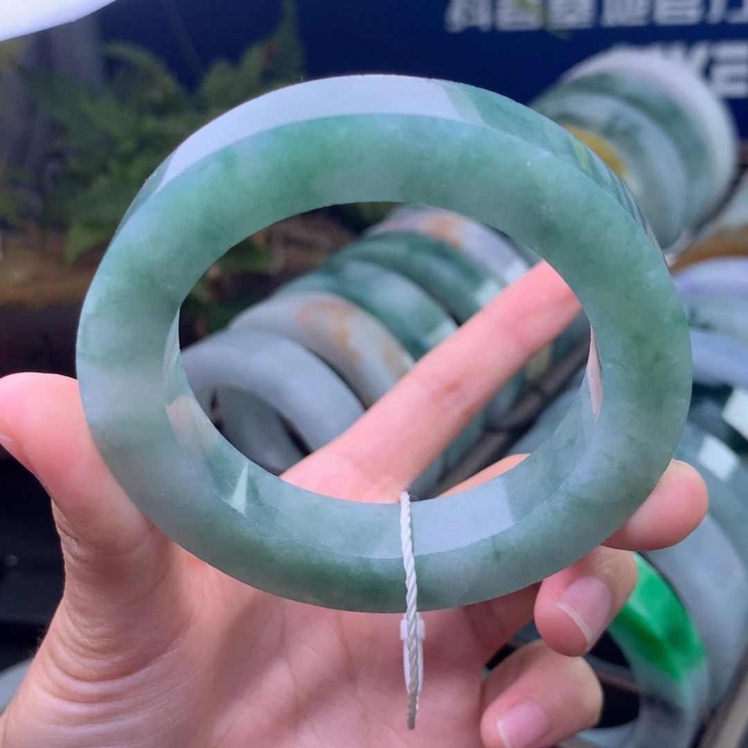 定制翡翠未镶嵌手镯定制不退不换