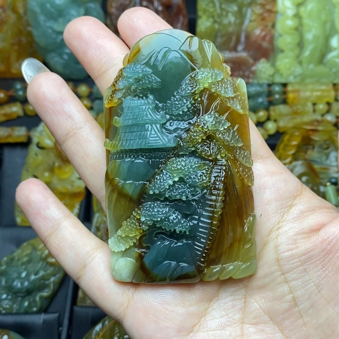 吾***妄蛇纹石玉未镶嵌颈饰