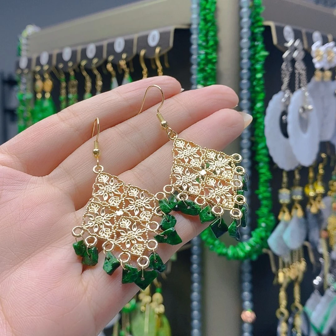 未镶嵌翡翠耳饰翡翠