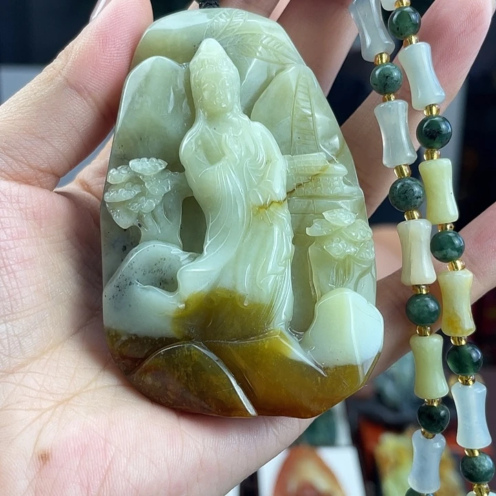 未镶嵌蛇纹石玉颈饰