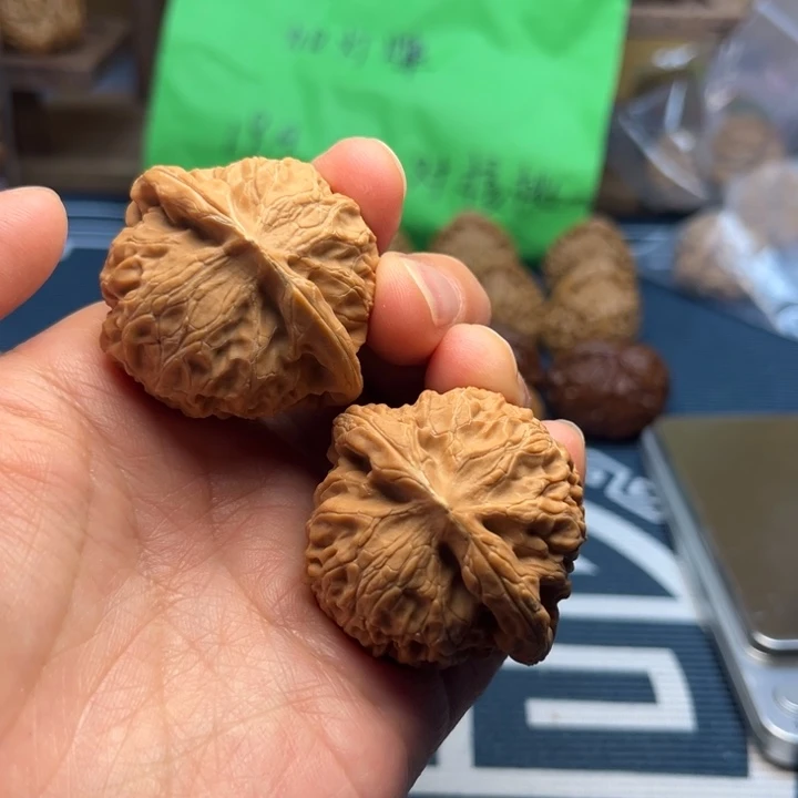 逍***遥吊坠文玩核桃宫灯