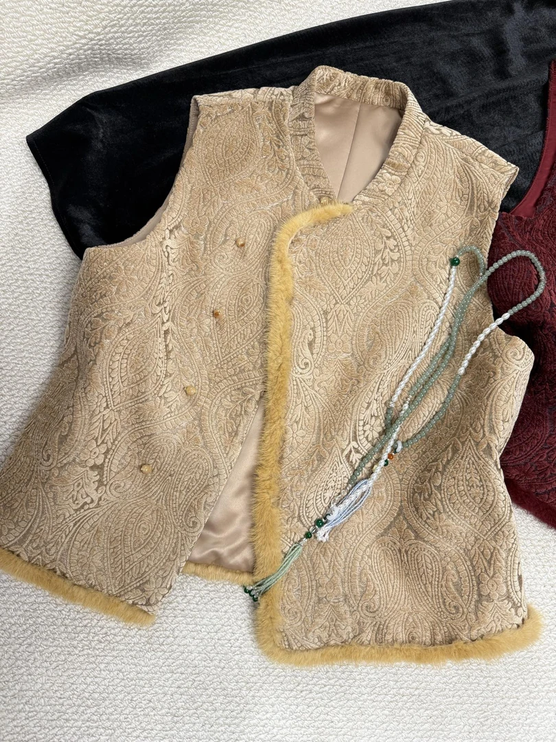 貂毛毛领新中式国风填充羊毛马甲GP003